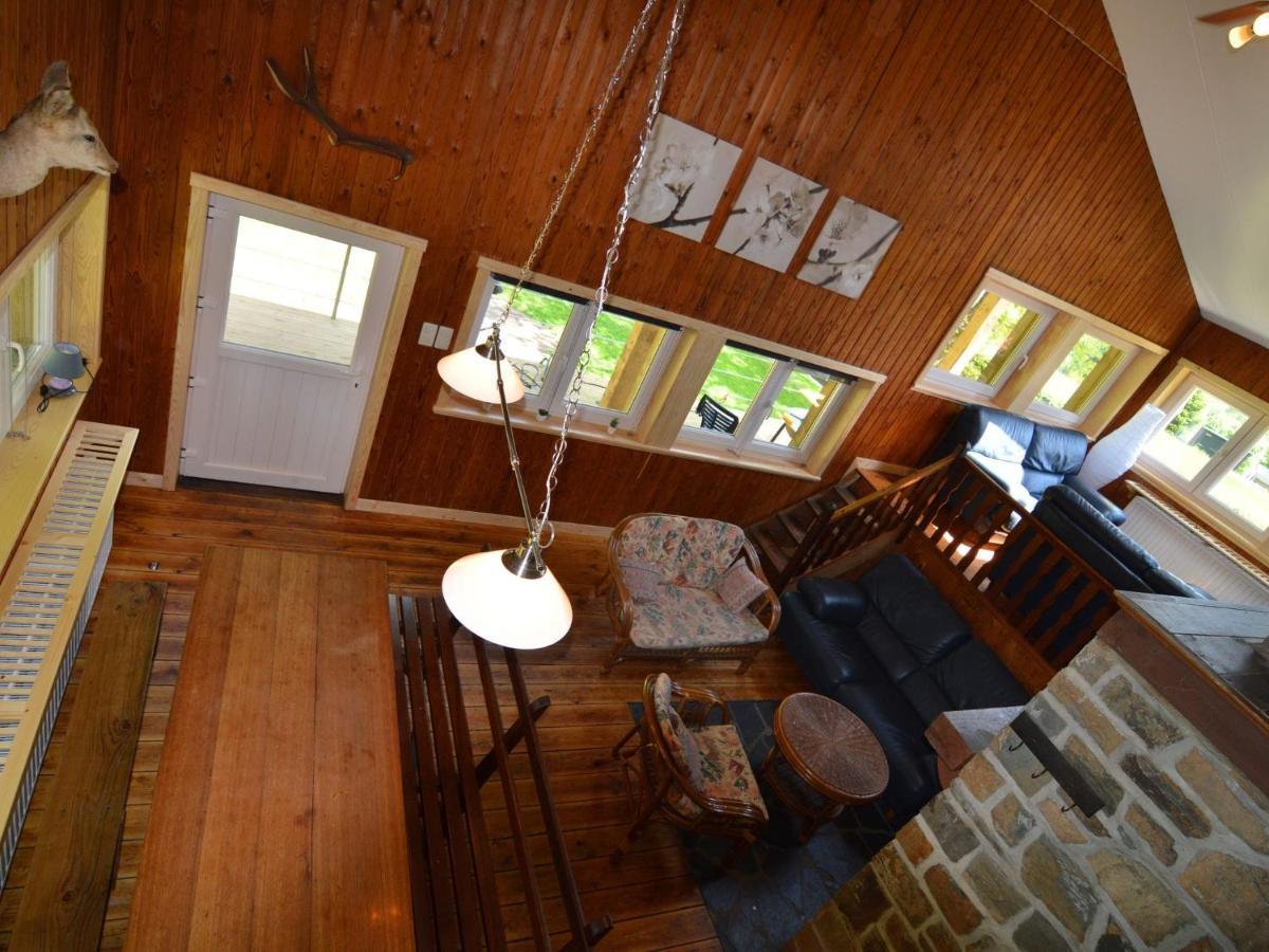 Welcoming Cottage In Hatrival With Terrace Saint-Hubert Exterior photo